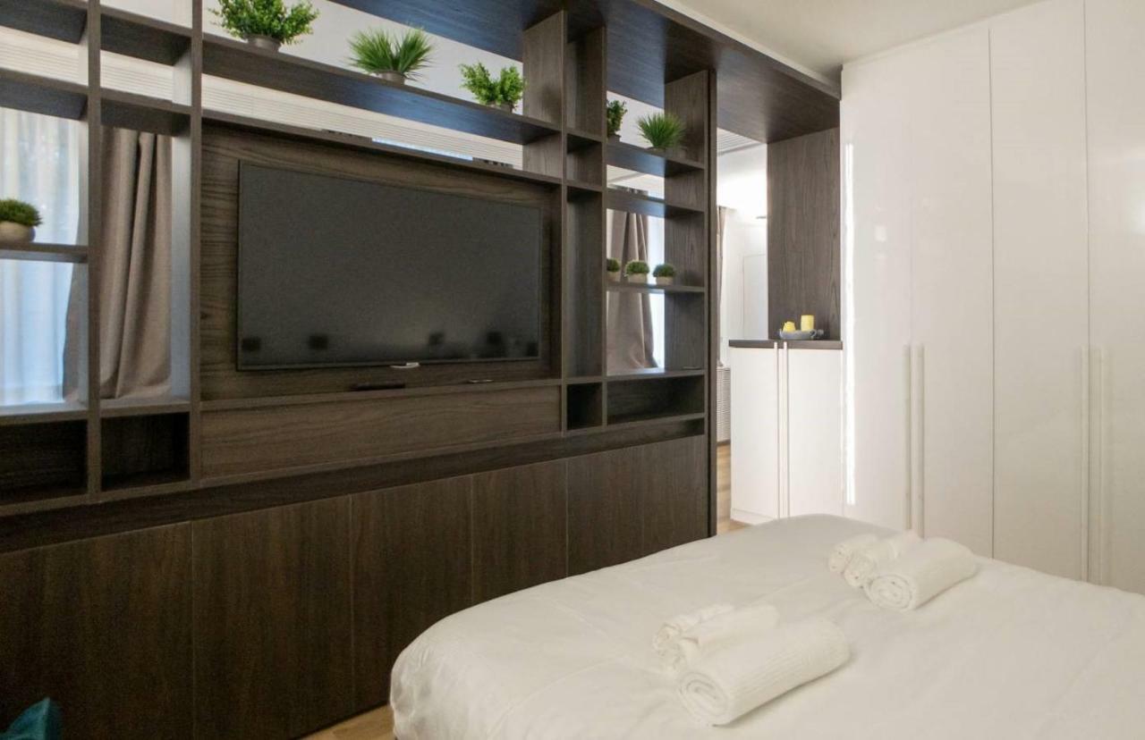 Madonnina Apartment Milano Dış mekan fotoğraf